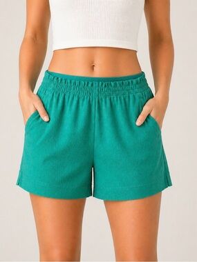 ATHLETA Echo Short Zip Side Pockets Airflow Moves Easily Breathable Stretch New